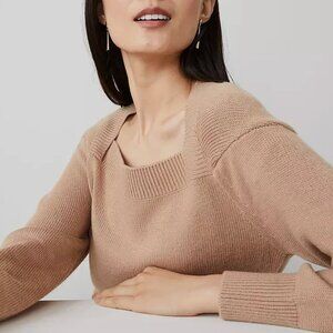 NWT! $90 Ann Taylor Envelope neck sweater sz M in capuccino